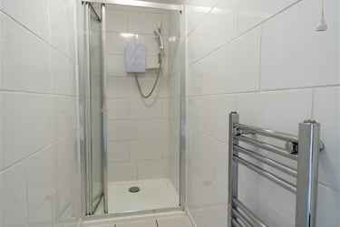 4 bed flat, Meriden Road, University of Portsmouth, Portsmouth, PO54DE - Image 9